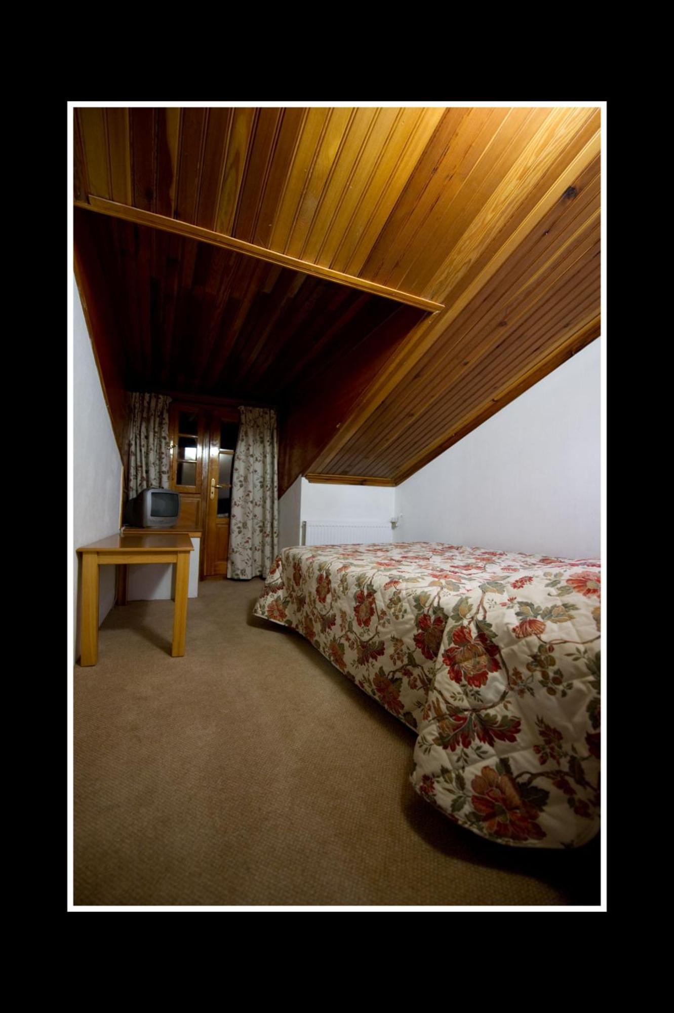 Hotel Bitouni Maçova Dış mekan fotoğraf